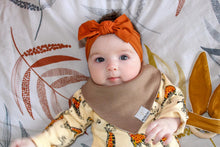 Latte Brown - Dribble Bib