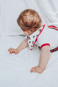 Christmas Bows Pom Pom Round Dribble Bib