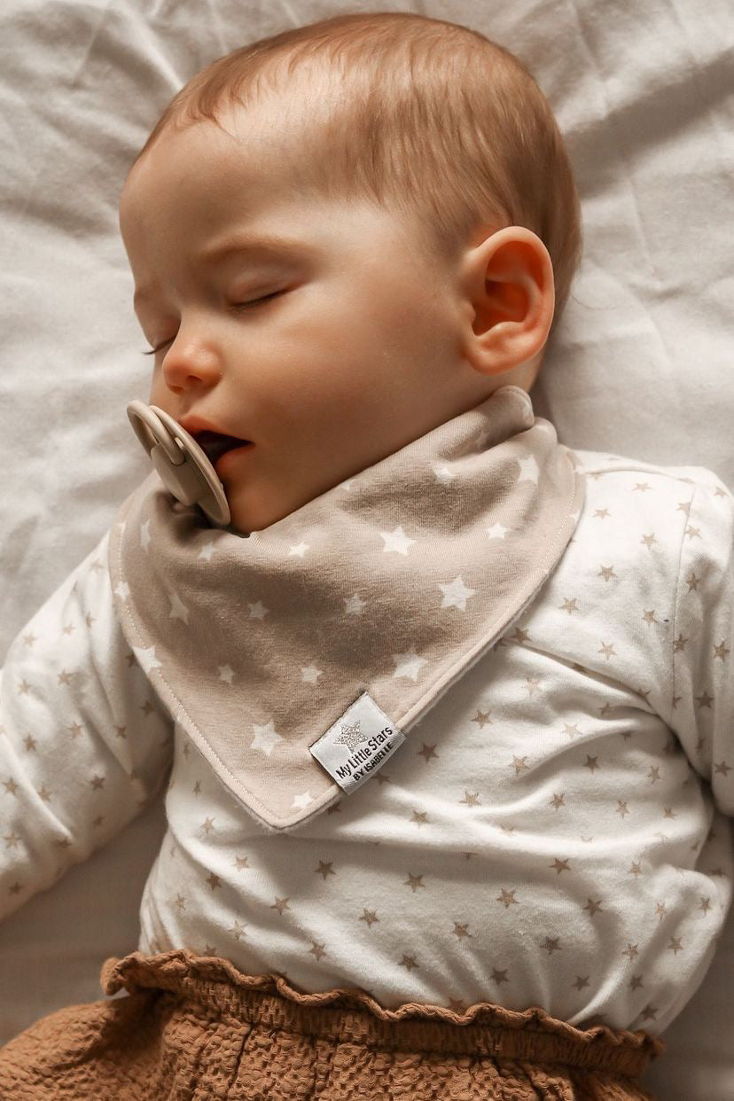 Beige Stars Dribble Bib
